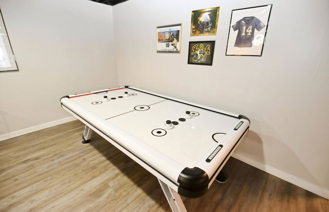 Modern 5 Bedroom Home Sleeps up to 12 15 min Walk to ND 2329 - Foto 25