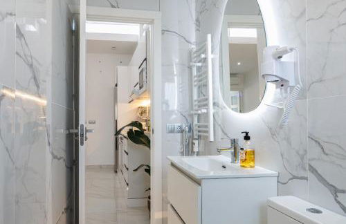 Top Floor 2 Bedroom Apartment with Terrace - Foto 5