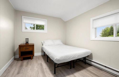 Whitewater The Genoa on Oneida Lake Sleeps 8 - Photo 16