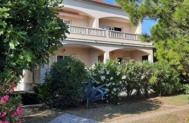 Apartmani Sruk - Foto 1