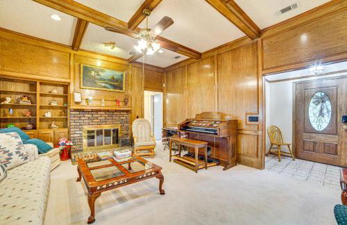 Pet-Friendly Home with Pool - 8 Mi to Central Plano! - Foto 2