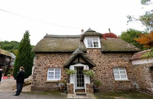 Bickleigh Castle Hotel - Photo 47