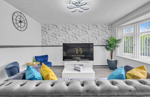 Stylish 3 bed in great location - BTA Homes Serviced Accommodation Wolverhampton - Foto 1