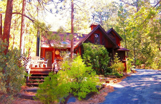 Always Inn Idyllwild Vacation Cottages - Foto 1