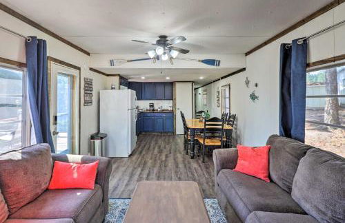 Cozy Lakeside Home with Lake and Mountain Views! - Foto 5