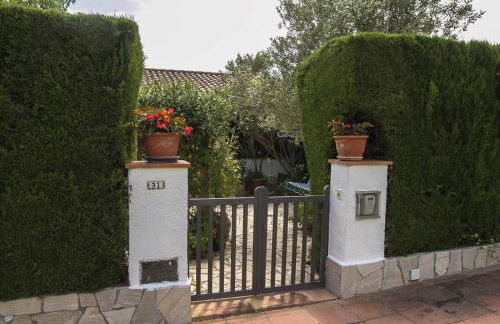 Casita blanca con fibra óptica y piscina cominutaria - Foto 21