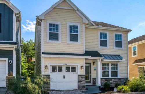 Spacious Dog-Friendly Getaway with Year-Round Pool & Hot Tub - Foto 3