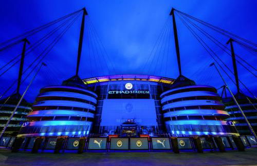 Superb Two Bedroom House Near Etihad & Coop Live - Free Parking - Foto 8