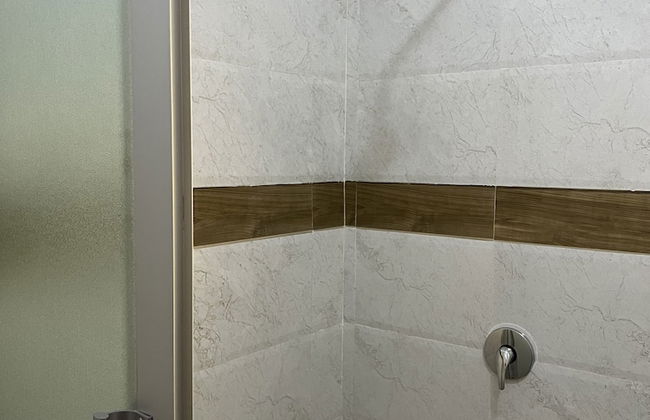 1 Bedroom Fully Furnished Apartment for Rent in Woodlands - Foto 10