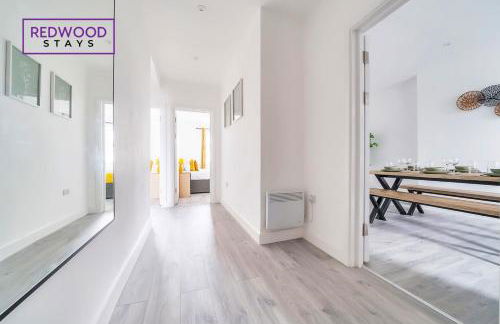 Well-Equipped Serviced Apartments in Aldershot Town Centre, Free WiFi By Redwood Stays - Foto 15