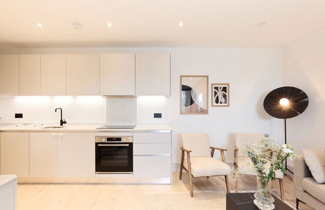 The South Wimbledon Escape - Lovely 3bdr With Balcony - Foto 10