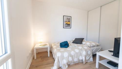 LE DAUPHIN - Place parking privée gratuit - WIFI et TV - Foto 3