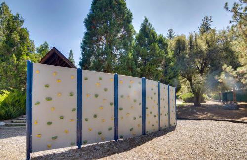 Outdoor Oasis in Pine Mountain Club! Cabin Getaway - Foto 39