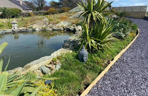 Converted chapel - Sant Pedr Newydd with sea views from garden - Photo 19