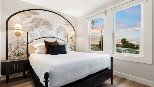 Updated Historic Suite with Queen Bed and Kitchen - Foto 2