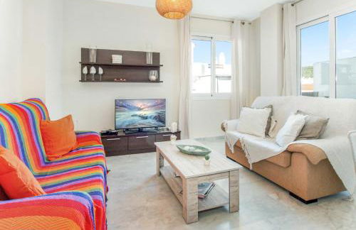 2060-Newly furnished 2 bedrooms apt with golf - Photo 24