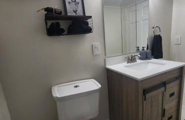 2 Bedroom Apartment on Quinsigamond Lake - Foto 17