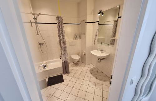 Apartment mit Meerblick und Südbalkon - Foto 12