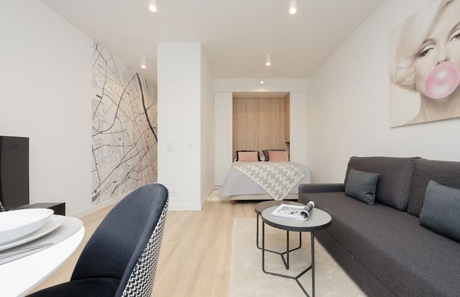 Gym & Sauna in Mokotów by Renters - Photo 6