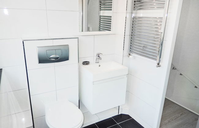 3 bedroom House in Noordwijk with garden and terrace - Photo 7