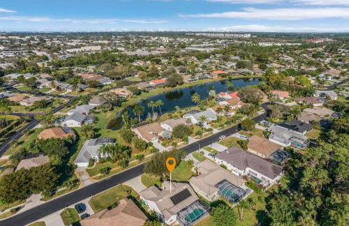 Serene Pool Home in Gated Community-Naples - Foto 40