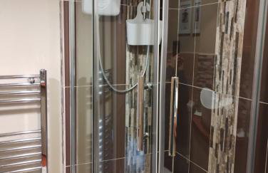 The Cabin - Great Views, Garden, Netflix, Near Town - Photo 13