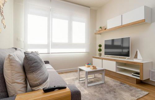 HOME IN CASTRO con PARKING - Photo 5