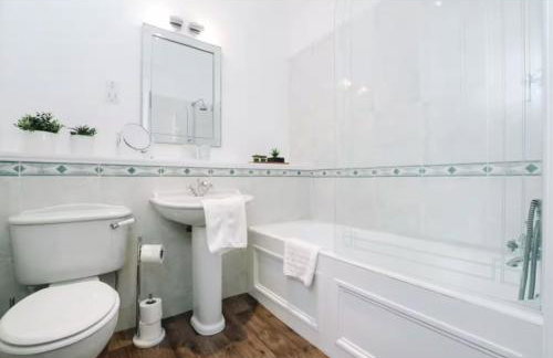 JOIVY Palmerston Place Residence: Luxury City Centre Apt With Private Parking - Foto 32