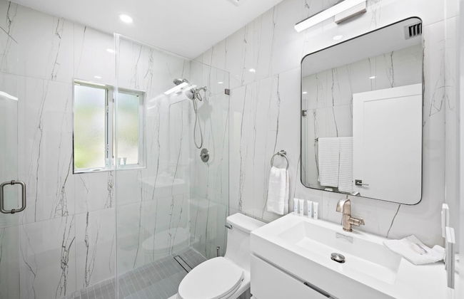 Uhost AI 1BR Sleek Modern Retreat - Foto 30