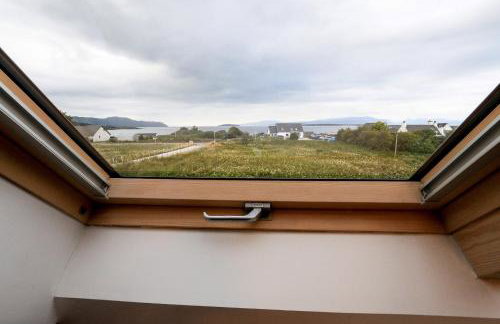 Black Barn Skye - Contemporary 3 bed / 4 bath home - Photo 28