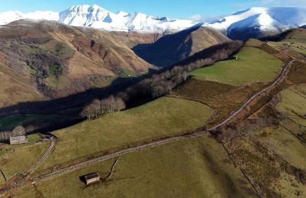 La cabaña mirador de los Valles Pasiegos - Foto 38