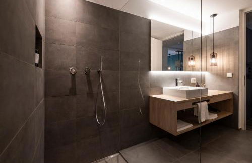 Sambucus Apartments -Premium Apartments for You and Your Dog - Photo 57