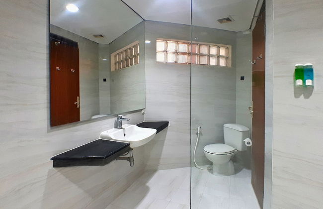 Villa 4-BR Klub Bunga No. 8 Batu Malang - Foto 11