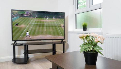 Lovely 3 Bed Flat in a Great Location in London - Foto 2