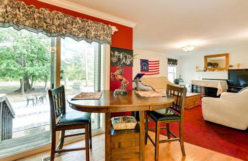 Woodsy Ballston Spa Home 4 Mi to State Park! - Foto 11