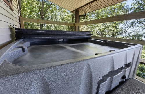 Sunrise Mountain Retreat-Summer Getaway in Jasper with a Hot Tub - Foto 19