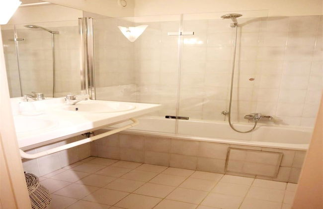 Apartment in Nieuwpoort by the Beach - Photo 8