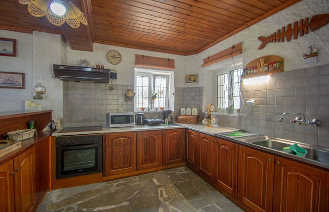 Traditional Village House - Photo 10