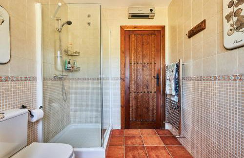 El Olivo de Caraquiz - Photo 24