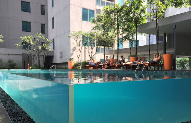 Mercu Summer Suites Freluxe Homestay - Foto 10