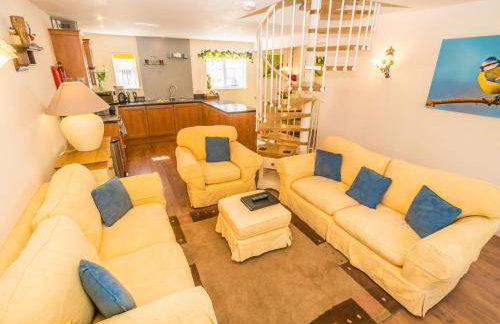 Holiday Home Schönes Ferienhaus in Hastings mit Whirlpool- Terrasse und Garten by Interhome - Foto 13