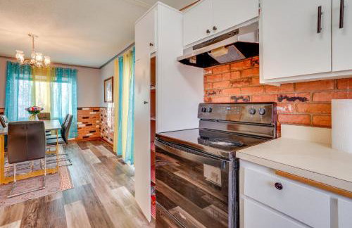 2 Mi to Dtwn St Paul Home with Private Deck and Yard! - Foto 8