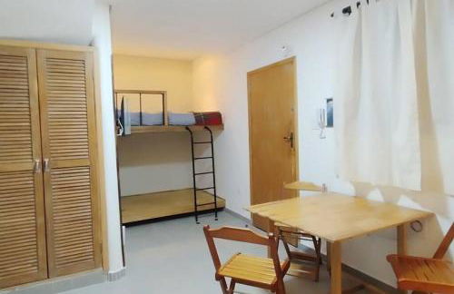 kitnet Un 04 Casa 364 Carvalho em Santos - Foto 1