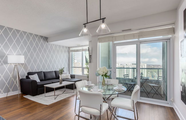 QuickStay - Beautiful Toronto Condo, City Views - Foto 1