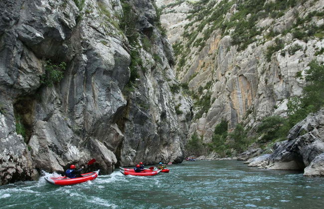 Noguera Pallaresa River Kayaking - Photo 3