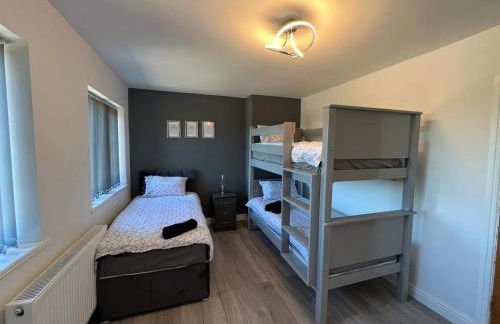 Cosy, Modern Home Near BHX, NEC and City Centre - Foto 25