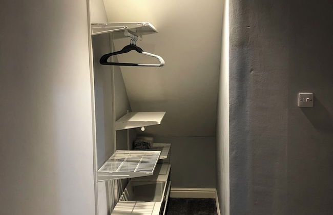 Captivating 1-bed Apartment in Hednesford - Foto 7