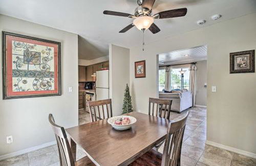 Charming Hilltop Home with Picture-Perfect View - Foto 5