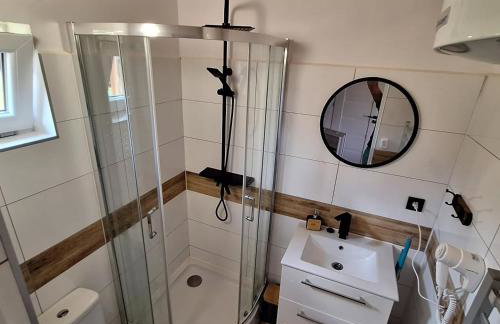 Agroturystyka Polana Giebułtów obok Świeradowa i zamku Czocha, domki przyjazne rodzinom z dziećmi - Photo 36