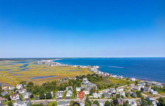 Beachwood Getaway Sleeps 10! - Photo 1